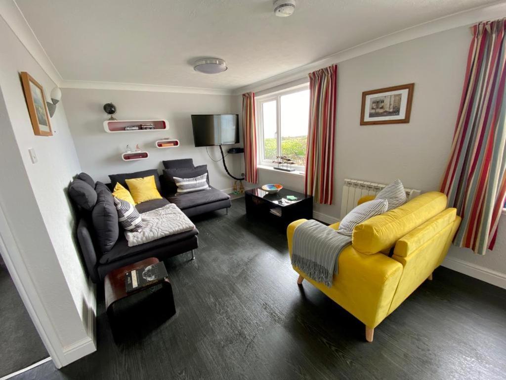 The Old Dairy, Land'S End, Sennen Apartment Exterior photo