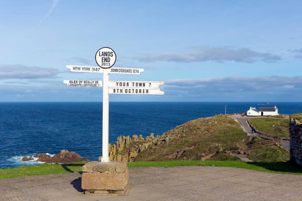 The Old Dairy, Land'S End, Sennen Apartment Exterior photo